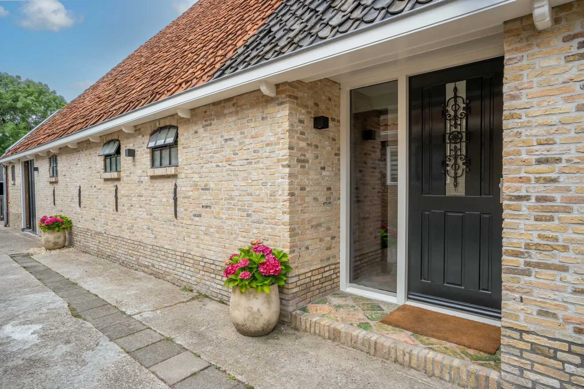 Restauratie oude boerderij inclusief voordeur